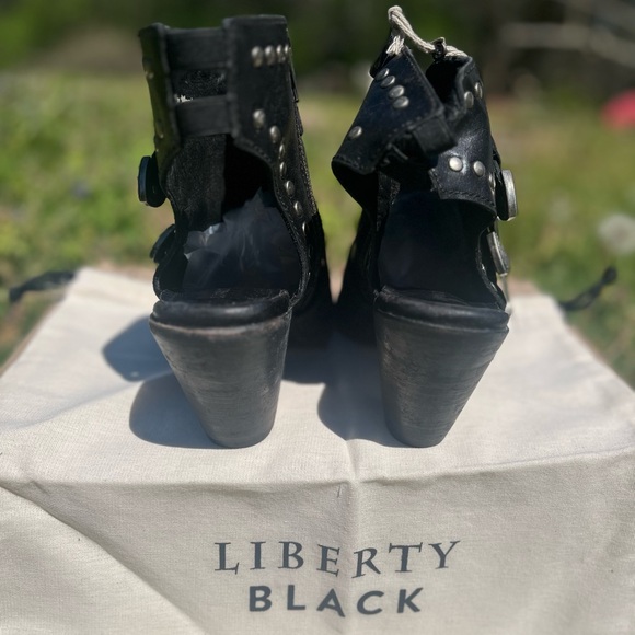 Liberty Black Kinney Heeled Sandal - Picture 6 of 6